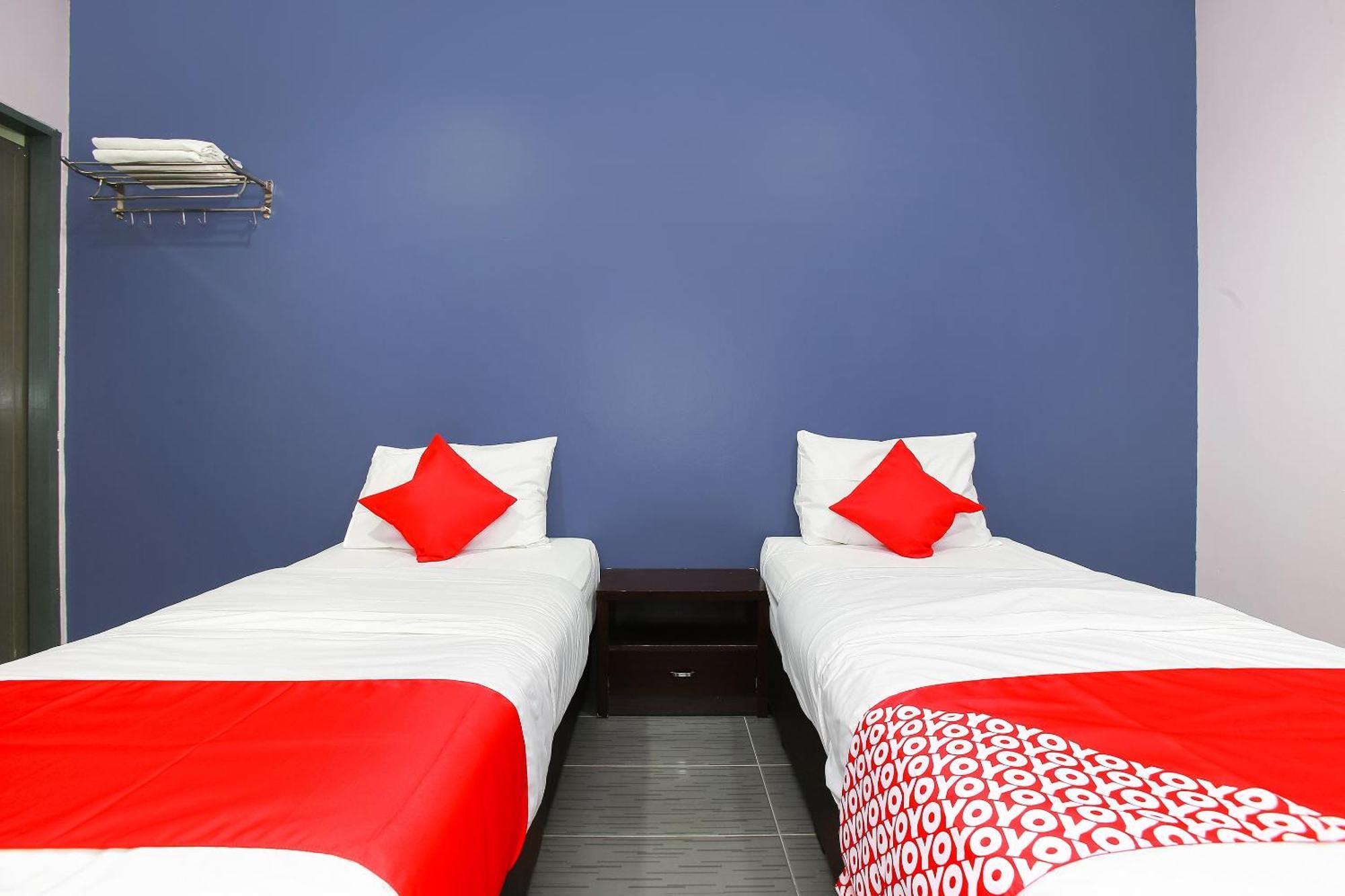 Oyo 89332 De Hotel Teluk Intan Zewnętrze zdjęcie